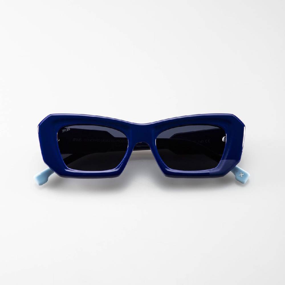 JPLUS Eyewear Une Negozio