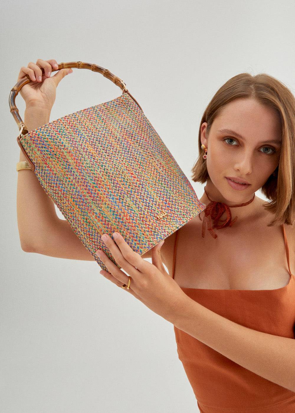 Nalí WENDY BUCKET BAG BAMBOO HANDLE + COLORS Promozione Limitata