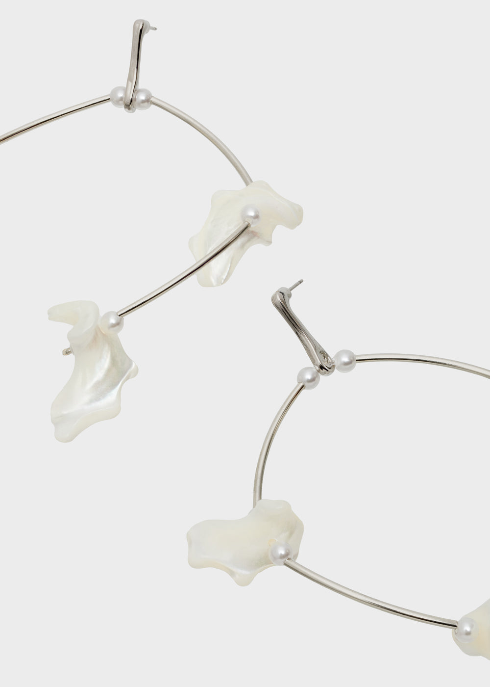 Nalí LARGE SILVER EARRINGS W/ WHITE SHELLS Outlet