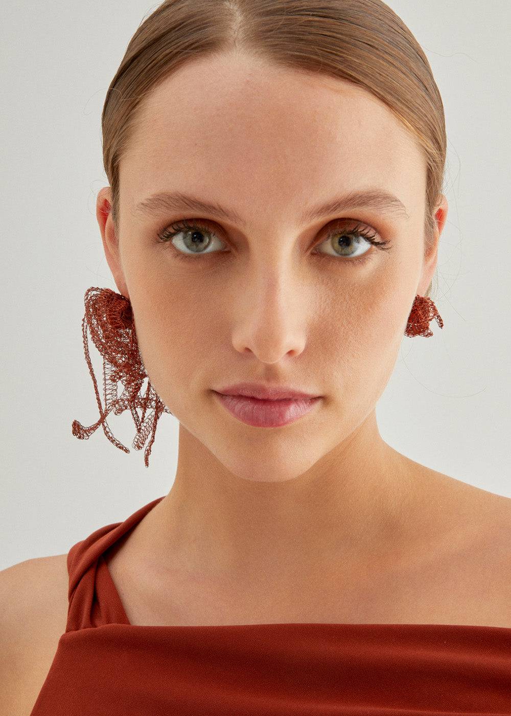 Nalí FLOWER EARRINGS IN COPPER WIRE + COLORS Offerta natalizia