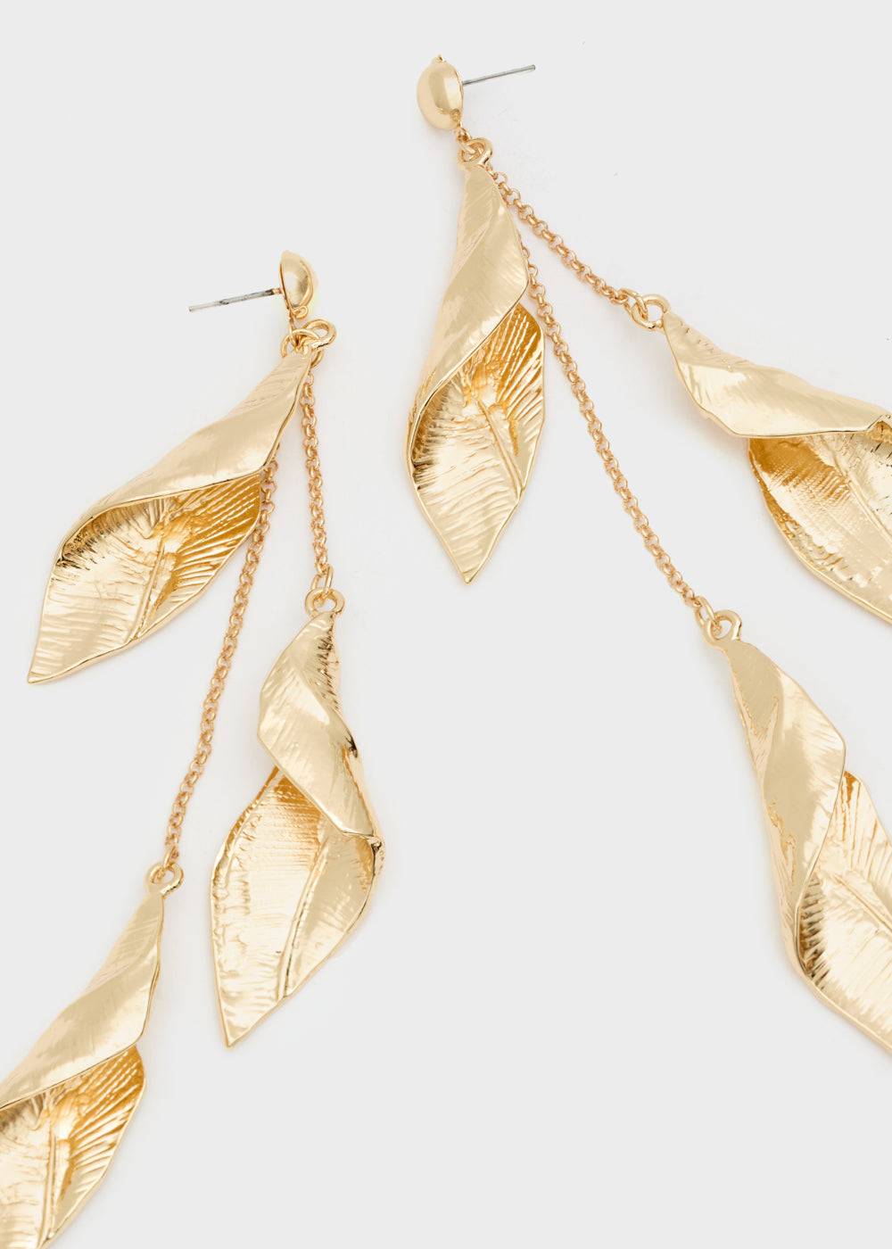 Nalí GOLD PENDANT LEAF EARRINGS Moda