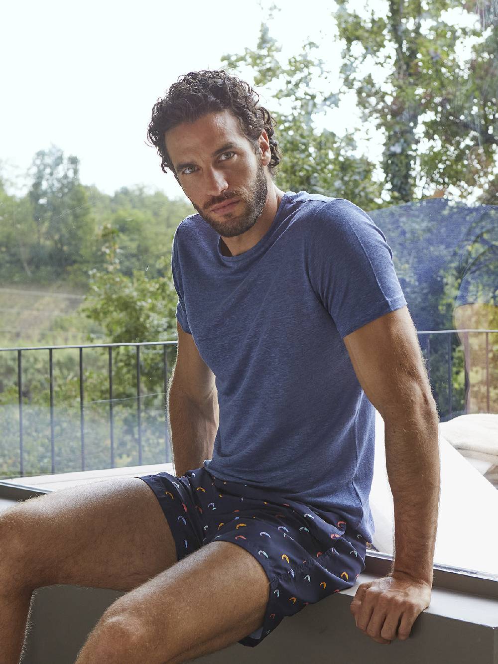 Julipet T-shirt in ricercato e fresco puro lino
