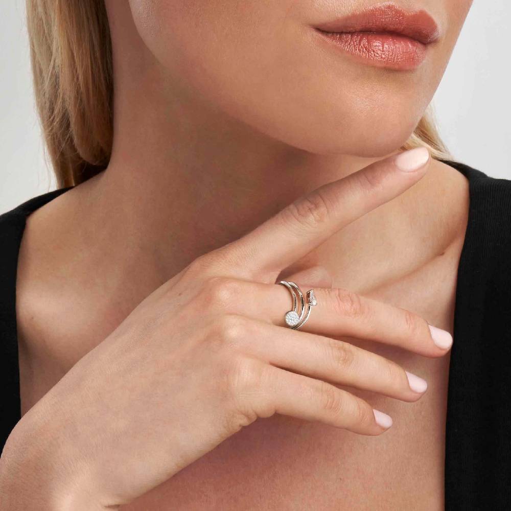 Nomination Anello Lucentissima Tondo e Cubic Zirconia a Goccia Prezzo Ridotto