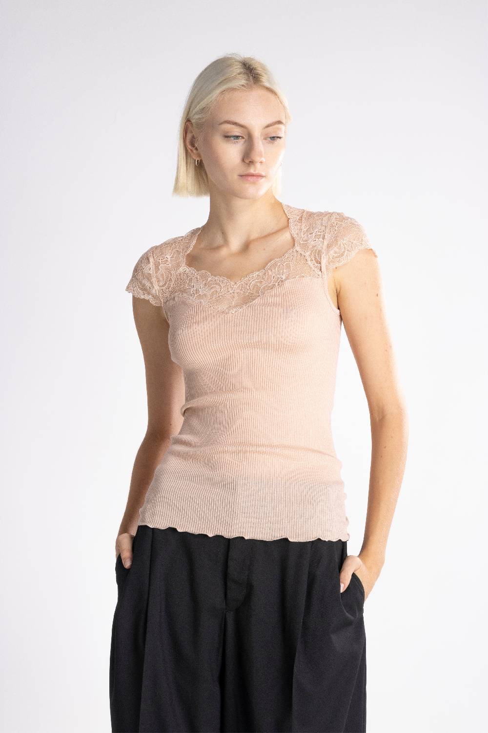 Oscalito T-shirt Donna70% Lana , 30% Seta 6825 Promozione Limitata