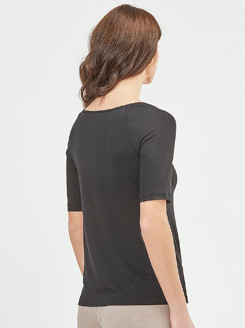 Oscalito T-Shirt in micromodal con Macramè 1371 2025