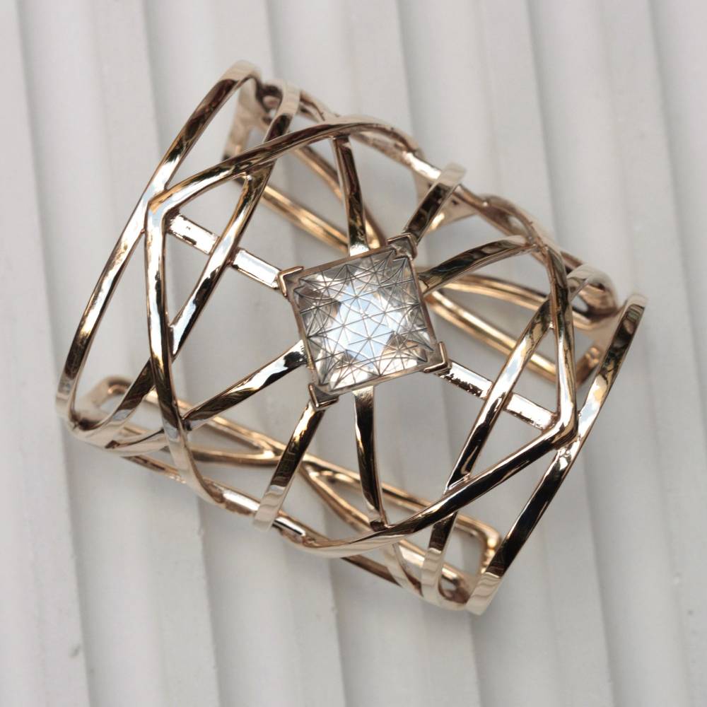 Paola Grande Gioielli GRIGLIE Bracciale 'Griglie' con piramide Rilascio limitato