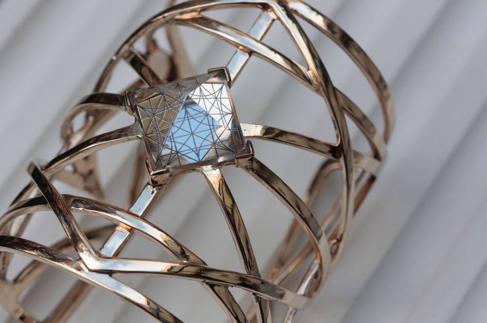 Paola Grande Gioielli GRIGLIE Bracciale 'Griglie' con piramide Rilascio limitato