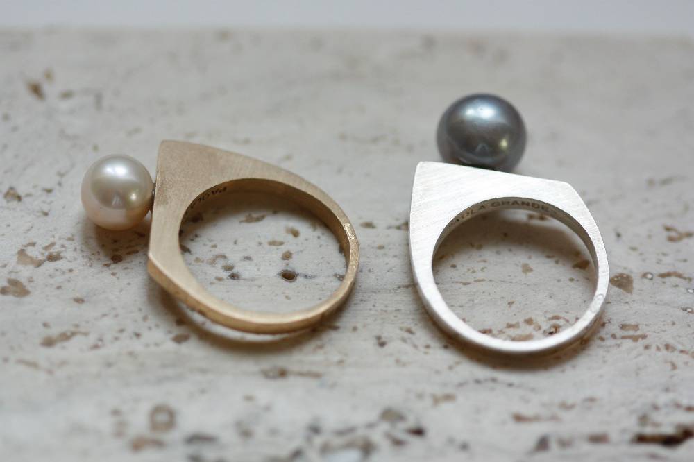 Paola Grande Gioielli CONGIUNZIONI Anello componibile 'Congiunzioni' con perla bianca In Linea