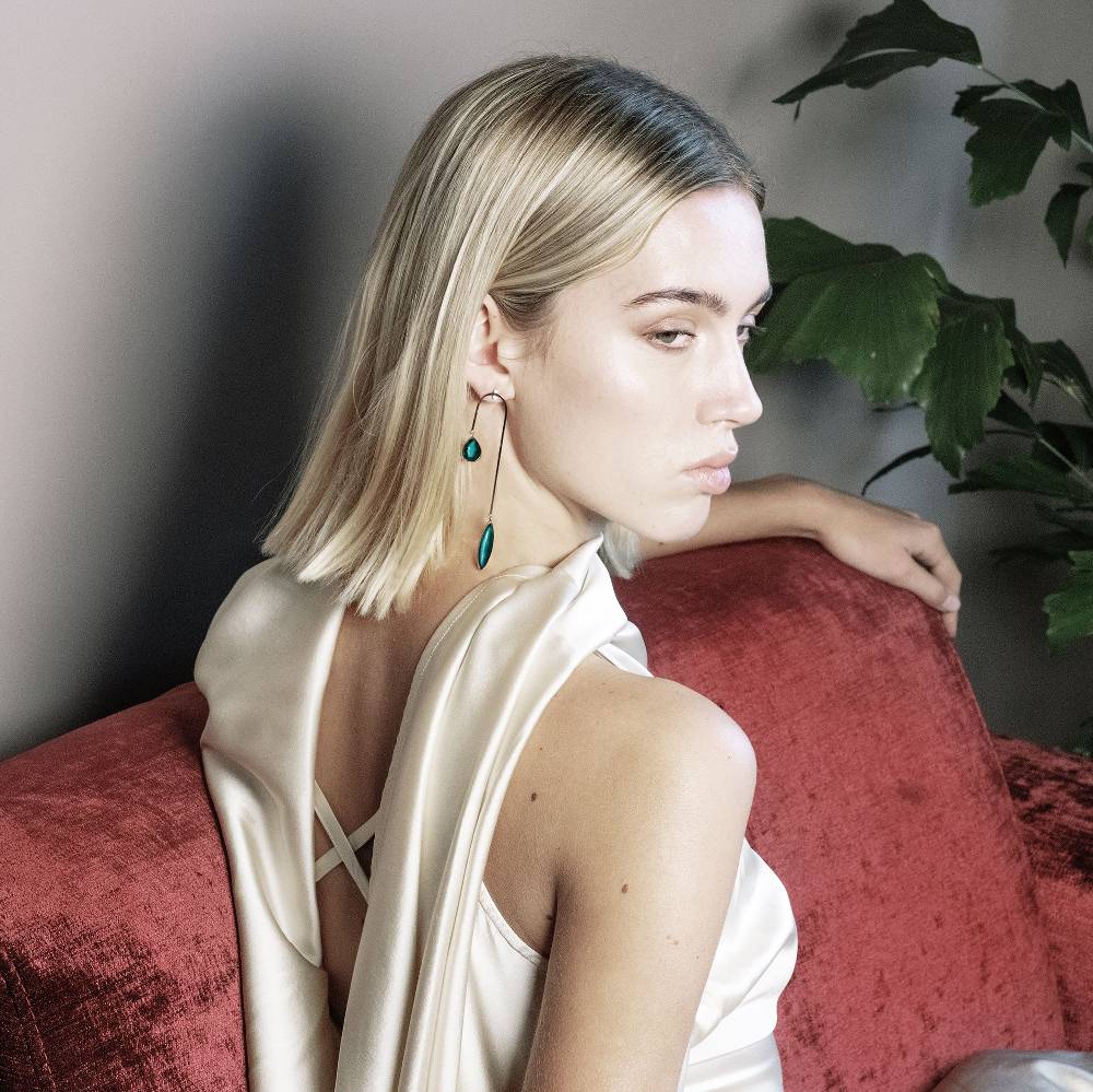 Paola Grande Gioielli AURUM Orecchini amo curvo medio I Più Venduti