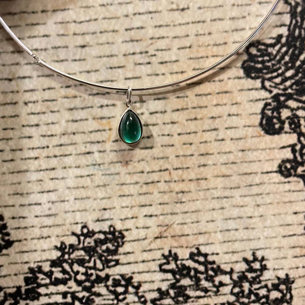 Paola Grande Gioielli AURUM Ciondolino in argento a forma di goccia 2025