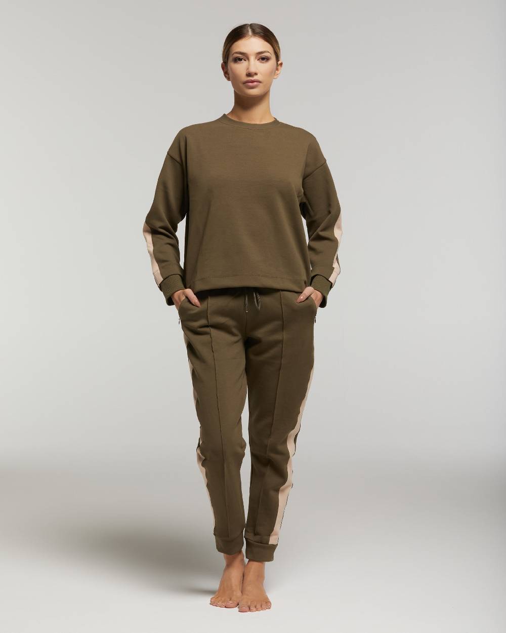 Pompea Set Completo Tuta donna Freetime (Verde militare) Outlet