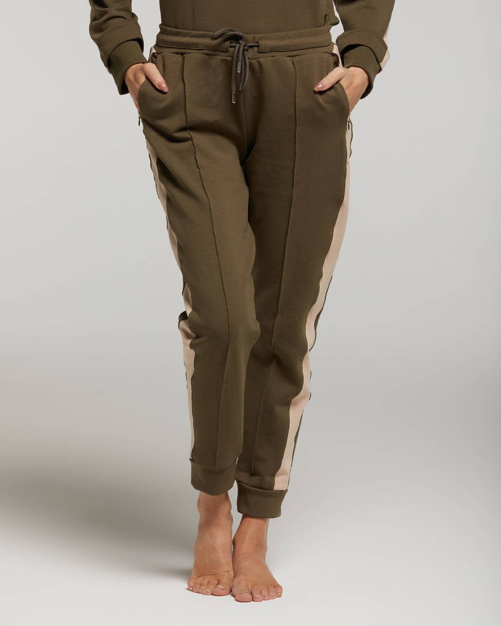Pompea Set Completo Tuta donna Freetime (Verde militare) Outlet