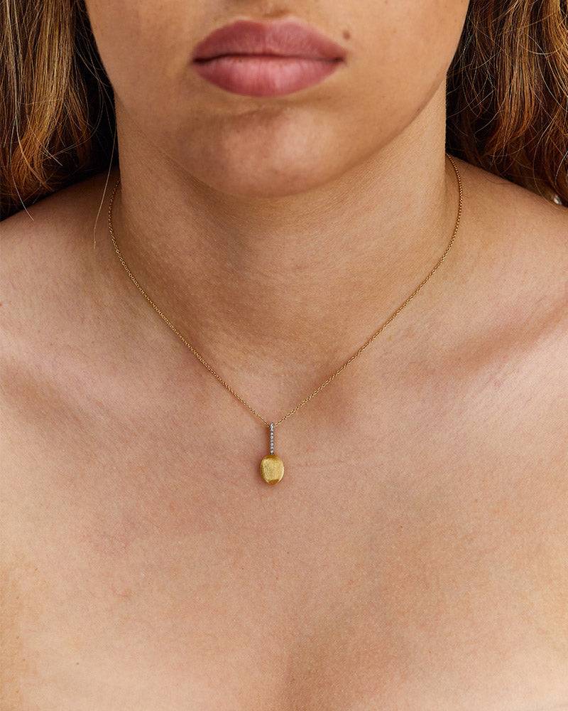 Nanis Collana "DANCING ÉLITE" pendente con ciondolo in oro e barrette di dia – Nanis Italian Jewels Online