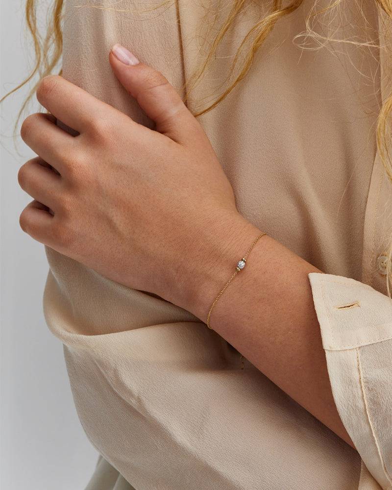 Nanis Bracciale "DANCING ÉLITE" in oro con boule in diamanti – Nanis Italian Jewels 2025