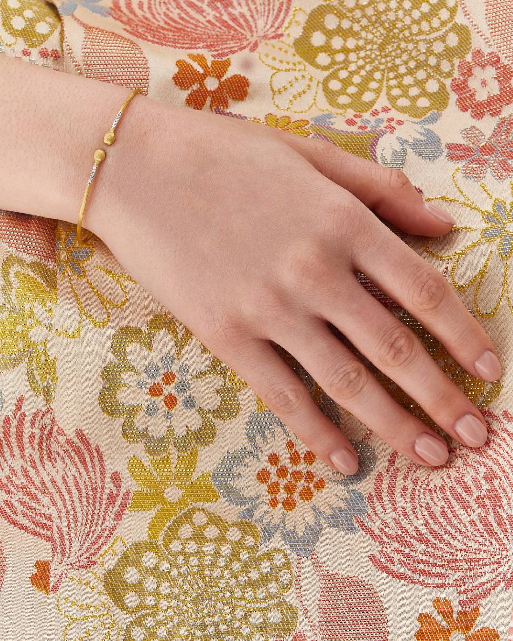 Nanis Bracciale a schiava "DANCING ÉLITE" essenziale inciso a mano in oro e – Nanis Italian Jewels Fino Al -60%