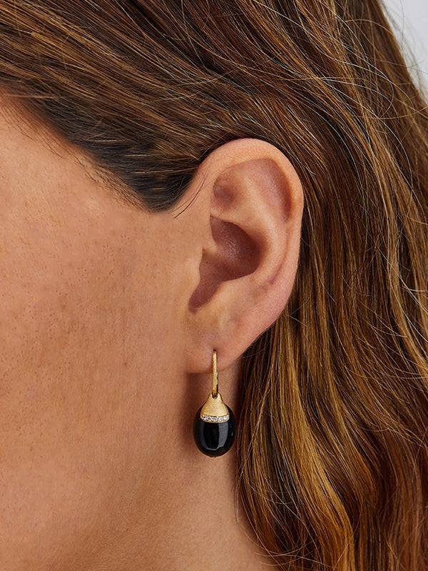 Nanis Orecchini CILIEGINE "DANCING MYSTERY BLACK" pendenti con boules in oro – Nanis Italian Jewels In Vendita