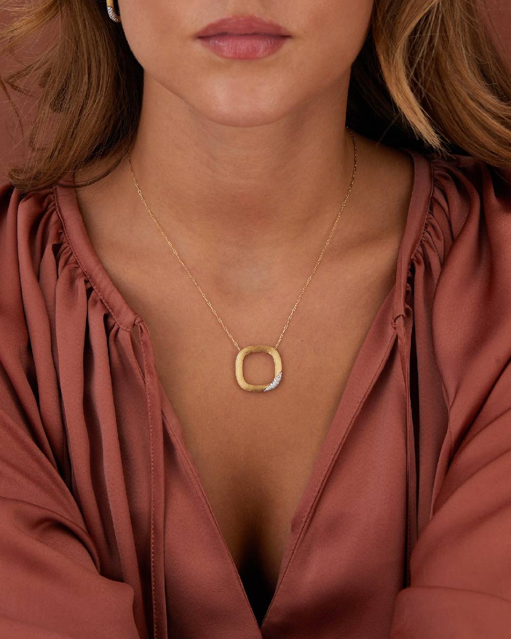 Nanis Collana "LIBERA" con ciondolo squadrato in oro e diamanti (grande) – Nanis Italian Jewels Pezzi Unici