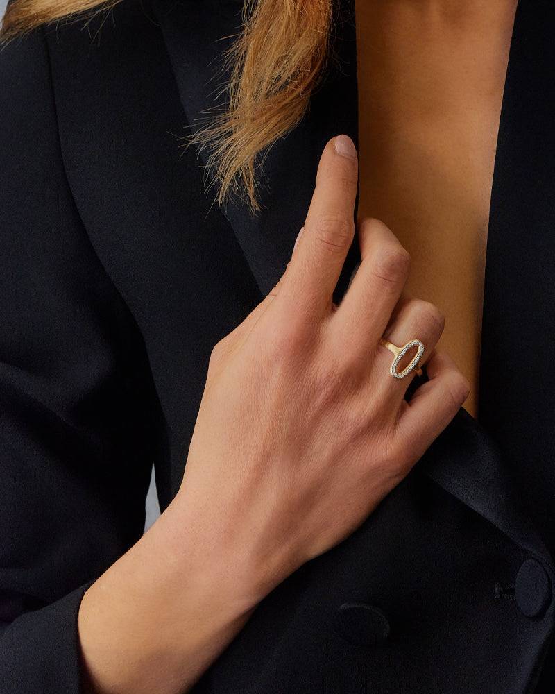 Nanis Anello "LIBERA" con elemento ovale in oro e diamanti (piccolo) – Nanis Italian Jewels 50% di sconto per tempo limitato