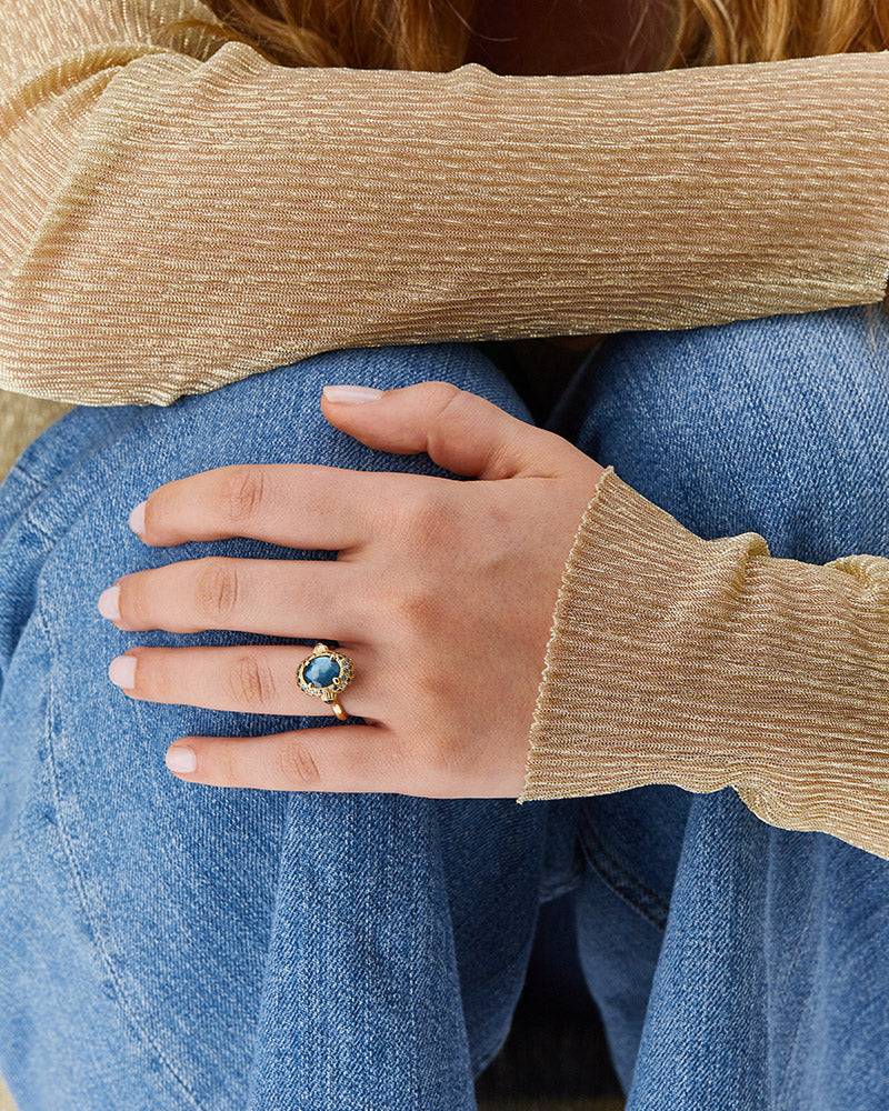 Nanis Anello "DANCING REVERSE" double face in in oro, diamanti blu, topazio – Nanis Italian Jewels Shopping Online