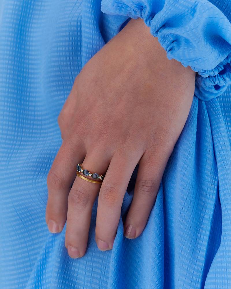 Nanis Anello "DANCING AZURE" a doppia fascia in oro, diamanti e topazio Lond – Nanis Italian Jewels Vendita Calda