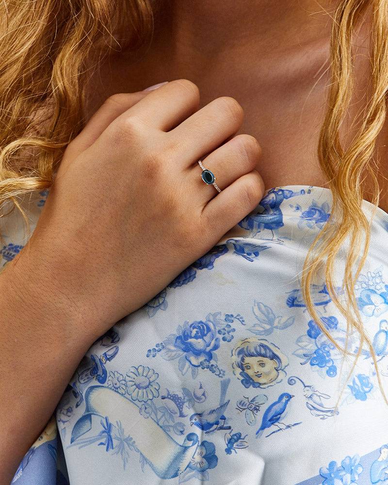 Nanis Anello "DANCING AZURE" in oro, diamanti e topazio London blu (medio) – Nanis Italian Jewels I Più Venduti