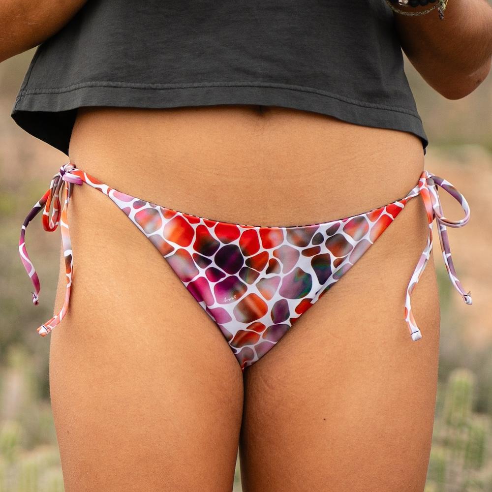 Seay / Slip Bikini Reversibile con Laccetti Nero Zebra & Giraffe Spedizione Gratuita