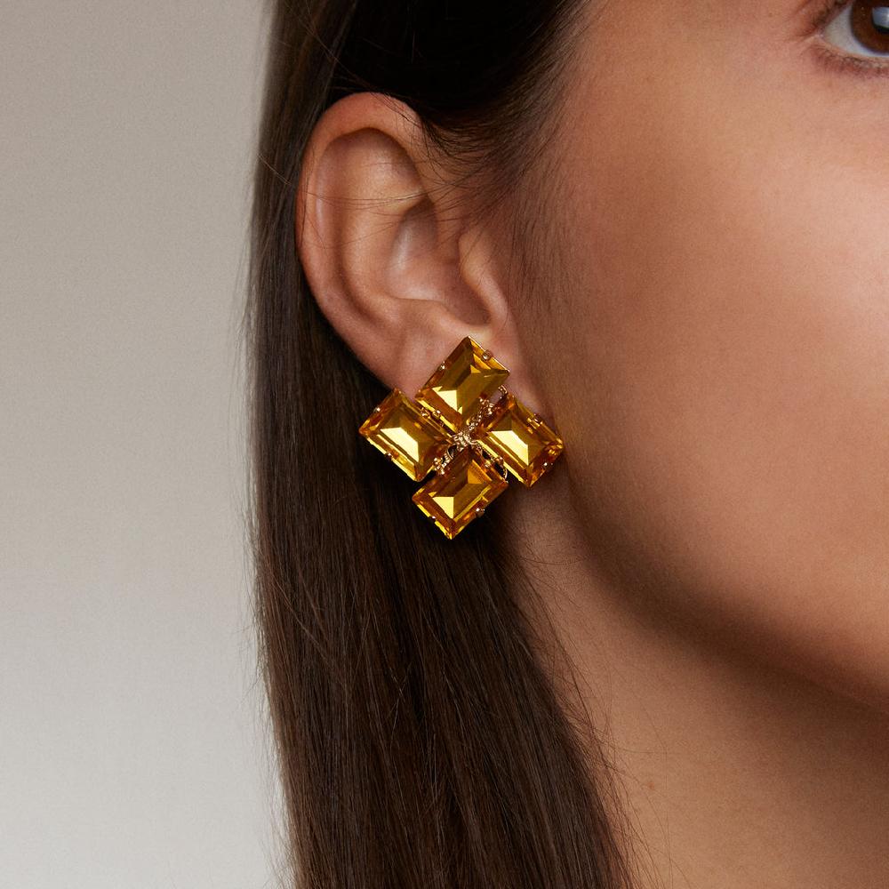Silvia Gnecchi Aveiro earrings 2025