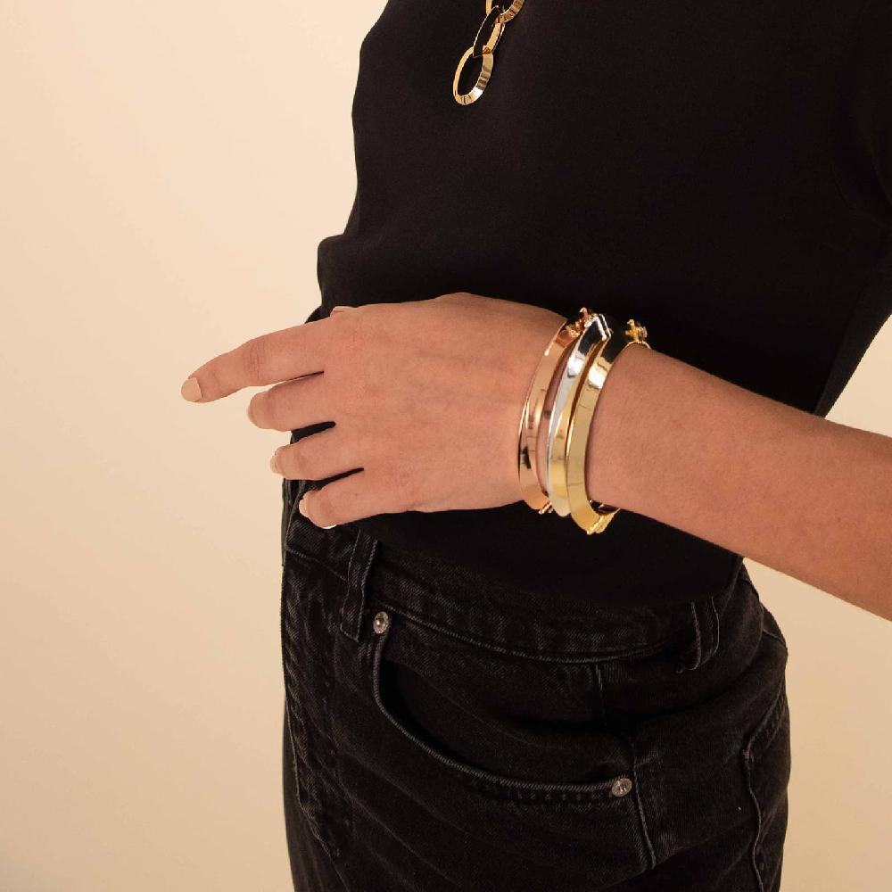 Unoaerre Bracciale dorato rosa rigido a tubo triangolare da donna | UNOAERRE Gioielli Italia