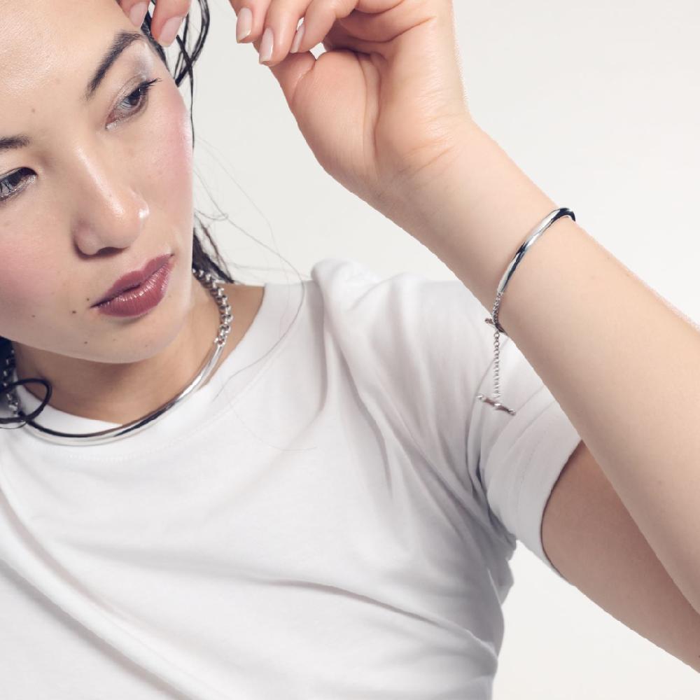 Unoaerre Bracciale rigido in argento rodiato | UNOAERRE Gioielli Prezzo Ridotto