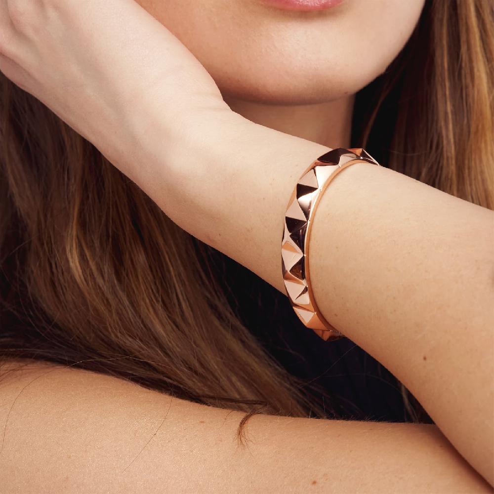 Unoaerre Bracciale rigido in bronzo dorato rosa piramidi | UNOAERRE Gioielli Fornitura limitata