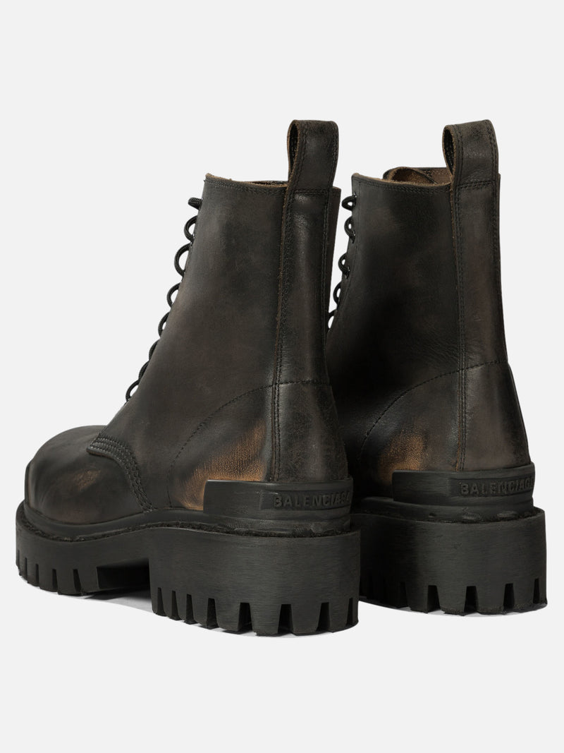 Vietti Balenciaga Anfibi "Strike" Negozio